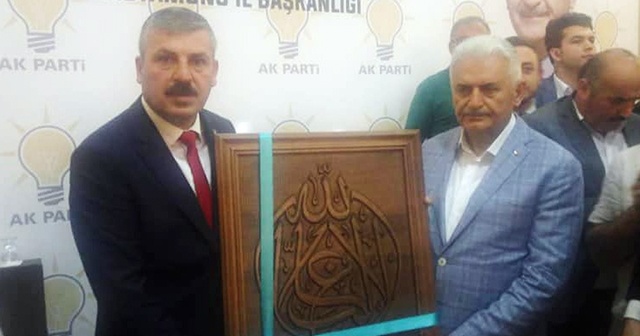 Binali Yıldırım’dan, AK Parti İl Teşkilatına teşekkür