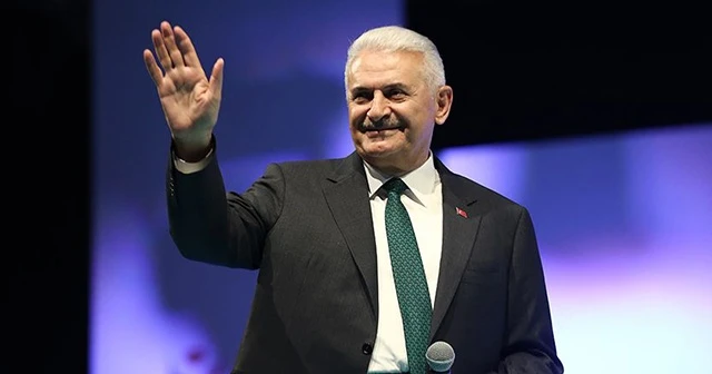 Binali Yıldırım'dan gecekondu sahiplerine müjde