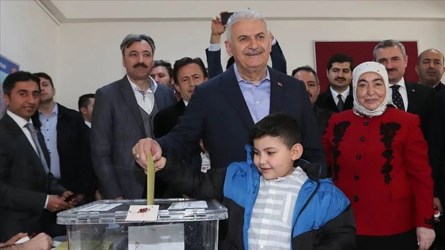 Binali Yıldırım oyunu kullandı