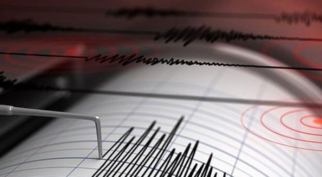 Endonezya&#039;da 6,4 büyüklüğünde deprem