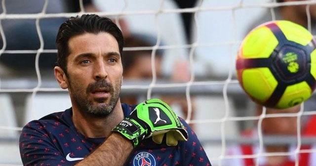 Fenerbahçe bombayı Buffon&#039;la patlatıyor!