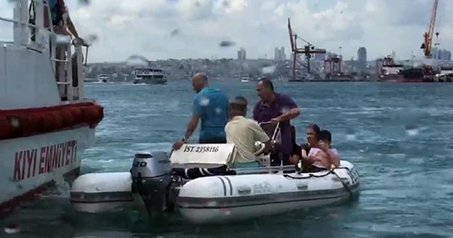 Haydarpaşa açıklarında hareketli dakikalar!