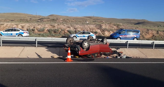 Kayseri&#039;de otomobil takla attı: 4 yaralı