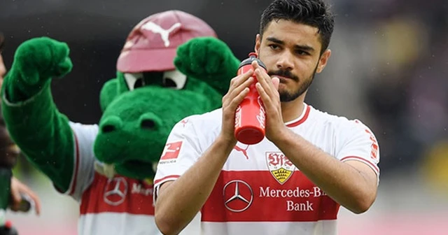 Ozan Kabak Schalke 04'e transfer oldu