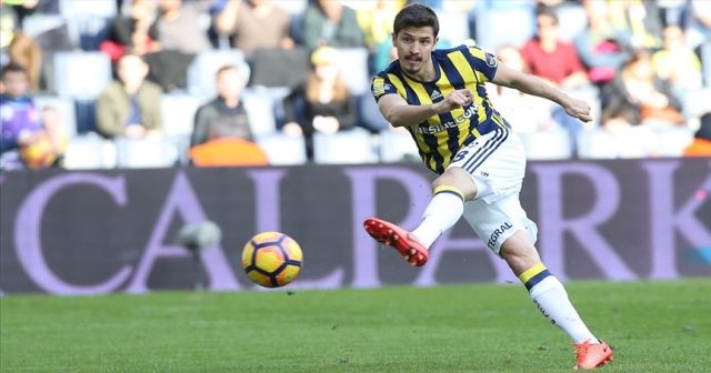 Salih Uçan Fenerbahçe&#039;ye veda etti