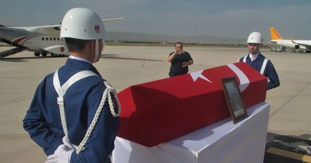 Şehit Uzman Onbaşının naaşı memleketine uğurlandı