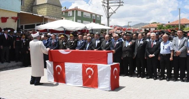 Şırnak şehidi son yolculuğuna uğurlandı