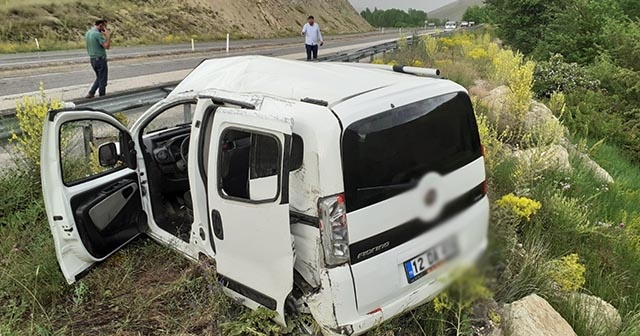 Sivas’ta trafik kazası 1’i ağır 3 yaralı