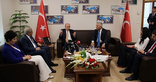 Siyasi partilerden MHP'ye bayram ziyareti