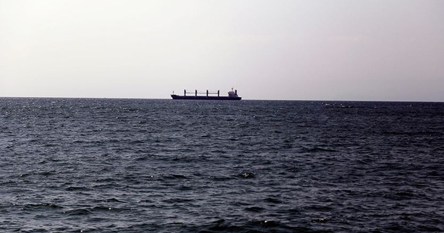 Umman Denizi&#039;nde iki petrol tankerinde patlama