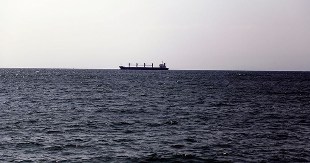 Umman Denizi'nde iki petrol tankerinde patlama