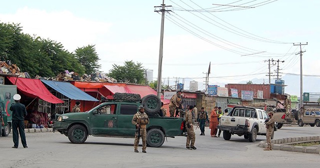 Afganistan&#039;da camiye saldırı: 2 ölü, 20 yaralı