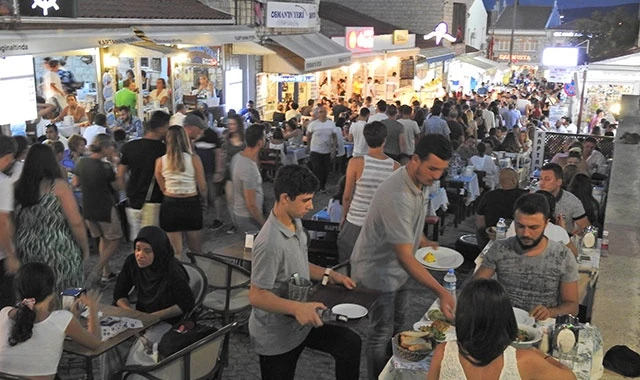 Alaçatı turizmine &quot;gürültü&quot; darbesi