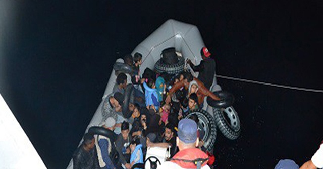Ayvalık’ta 32 göçmen denizde yakalandı