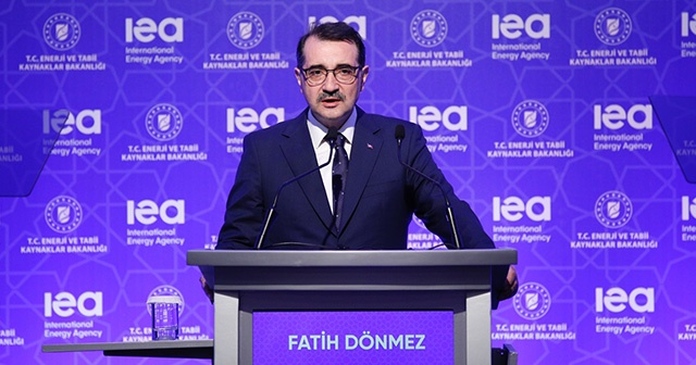 Bakan Dönmez: &quot;Nükleer enerjiyi Türkiye’ye getirmek zorundayız&quot;