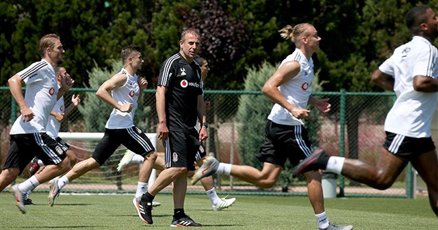 Beşiktaş&#039;ın Avusturya kampı kadrosu belli oldu