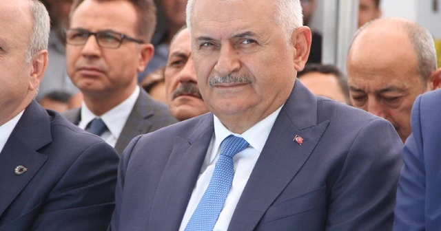 Binali Yıldırım cami açılışına katıldı