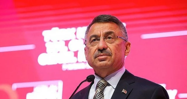 Cumhurbaşkanı Yardımcısı Oktay KKTC’de