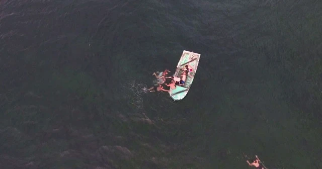 Denizde boğulan şahsın yeri, ‘drone’ ile tespit edildi