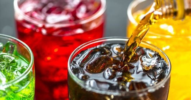 Dikkat! Şekerli içecekler kanser riskini artırıyor
