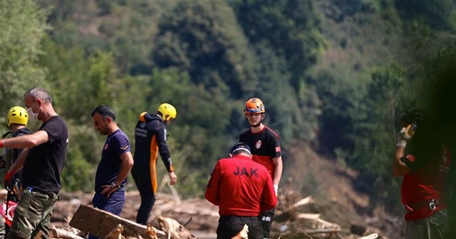 Düzce&#039;de 2 çocuğu arama çalışmaları tekrar başladı