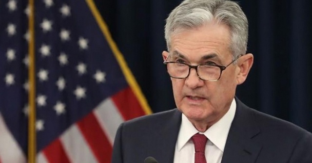 Fed Başkanı Powell&#039;dan faiz indirimi sinyali