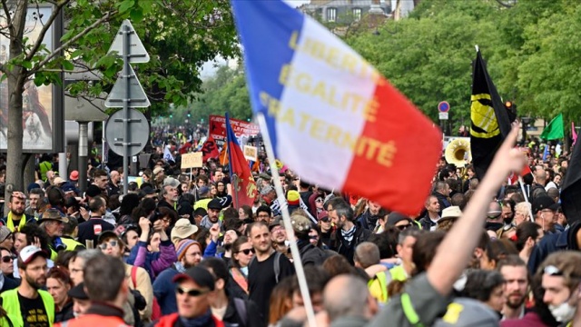 Fransa&#039;da sarı yelekliler eylemlerin 34. haftasında yeniden sokaklarda