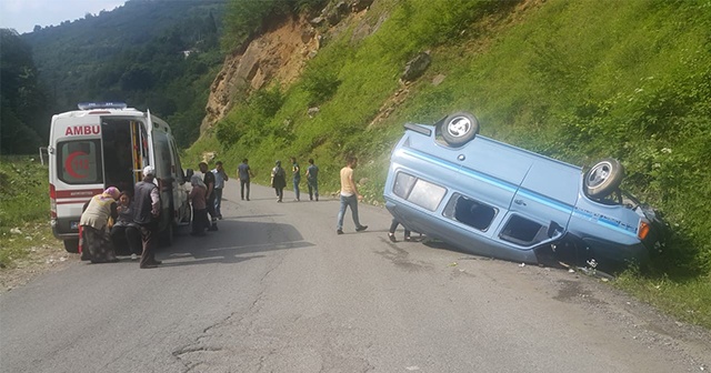 Giresun&#039;da kaza: 5 yaralı