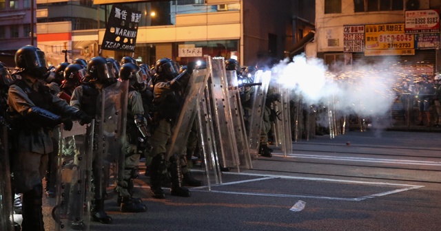 Hong Kong'da protestolar devam ediyor