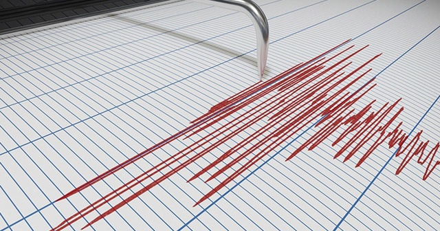 Kaliforniya&#039;da 7.1 büyüklüğünde deprem sonrasında yangın