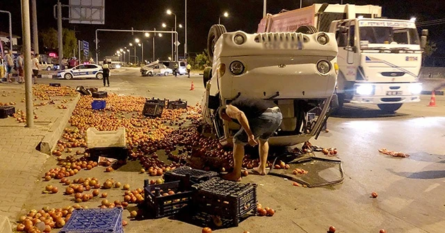 Kamyonet otomobil ile çarpıştı