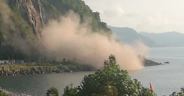 Karadeniz Sahil Yolu'nda heyelan