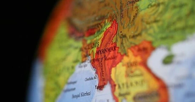 Myanmar'da toprak kayması: 6 ölü, 12 kayıp