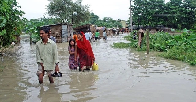 Nepal'de sel ve toprak kaymaları nedeniyle 78 kişi hayatını kaybetti