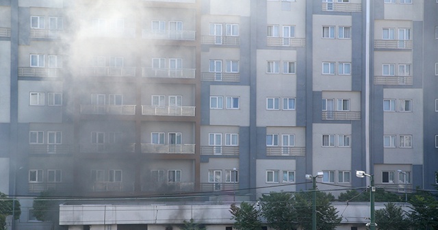 Öğrenci yurdunda trafo yangını