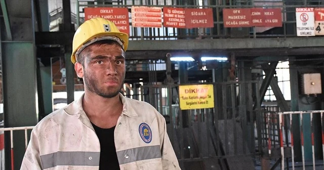 Profesyonel futbolcu maden ocağında çalışmaya başladı