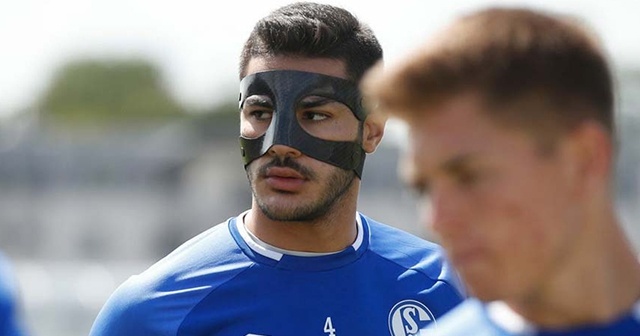Schalke 04’e yeni transfer olan Ozan Kabak sakatlandı