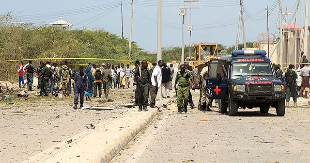 Somali&#039;de bombalı saldırı