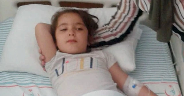 Su diye asit içen 5 yaşındaki çocuk ölümden döndü