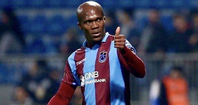 Trabzonspor Nwakaeme&#039;nin sözleşmesini uzattı