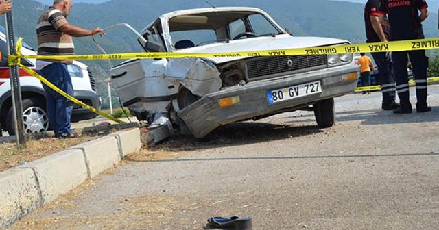 Trafik kazasında annesi ölen 7 aylık bebek kurtarılamadı