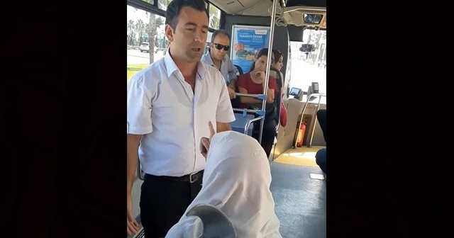 Yaşlı teyzenin şoföre engelli rampası sitemi sosyal medyayı salladı