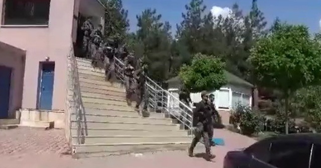 YPG’ye eleman temin eden şebeke çökertildi