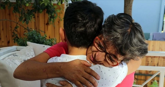 24 yılda 13 çocuğun koruyucu annesi oldu