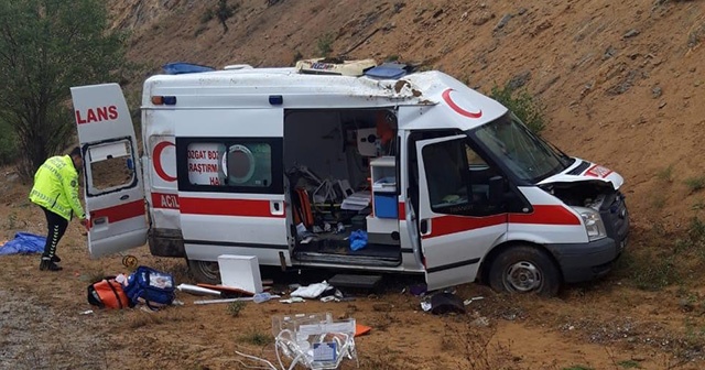 Ambulans devrildi! Çok sayıda yaralı var!