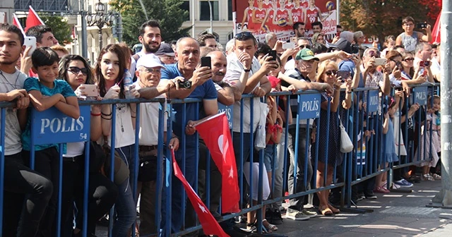 Başkent’te Zafer Yürüyüşü'ne büyük ilgi