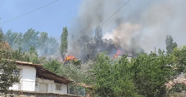 Başkentte 12 gecekondu kül oldu
