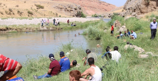 Basur Çay’ına giren 1 çocuk boğuldu