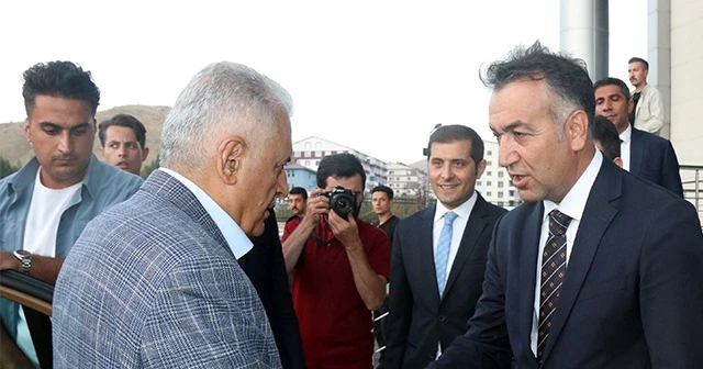 Binali Yıldırım Bitlis'te