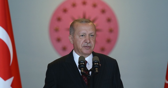 Cumhurbaşkanı Erdoğan&#039;dan Fırat&#039;ın doğusuna operasyon mesajı